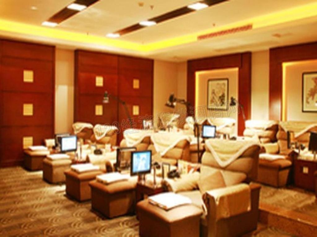 Dongguan Silver World Garden Hotel Bagian luar foto